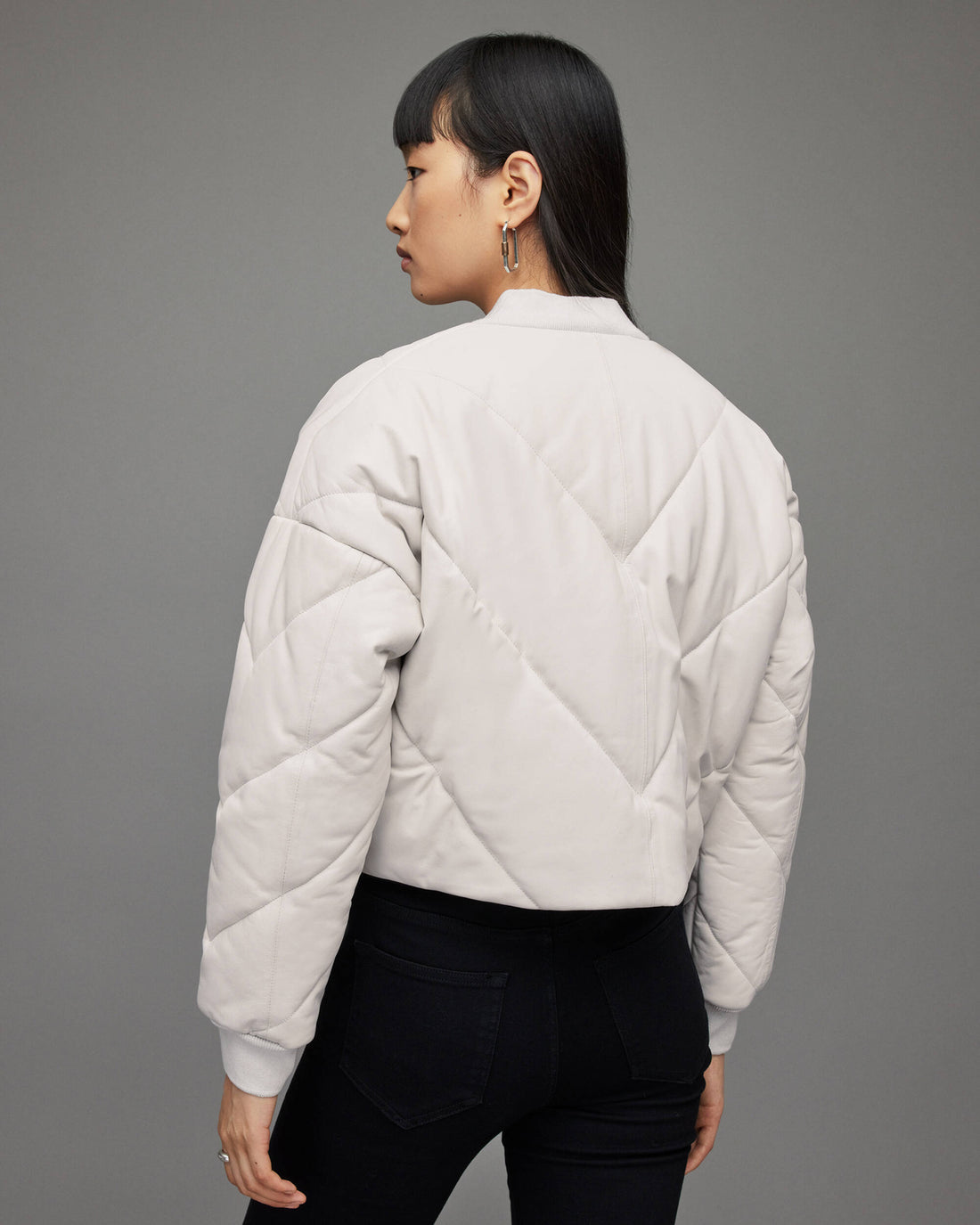 Women’s White Leather Puffer Jacket – Elegant Cozy Style