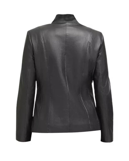 Women’s Classic Black Leather Jacket – Timeless Elegance