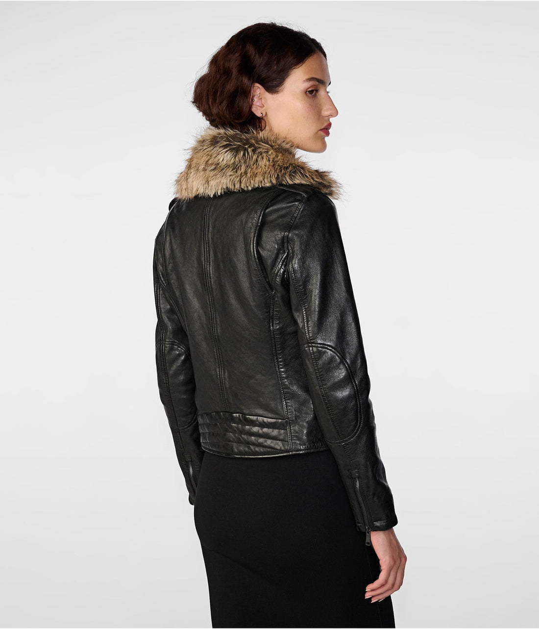 Women’s Black Leather Biker Jacket with Removable Fur Collar – Luxe Moto Style